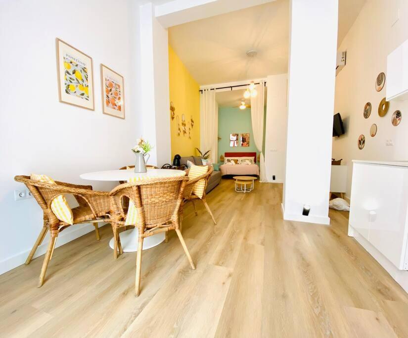 شقة Beautiful And Charming Loft In Russafa Soho فالنسيا المظهر الخارجي الصورة