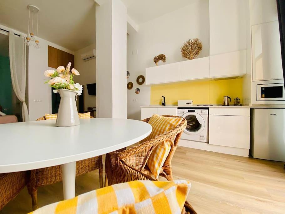 شقة Beautiful And Charming Loft In Russafa Soho فالنسيا المظهر الخارجي الصورة