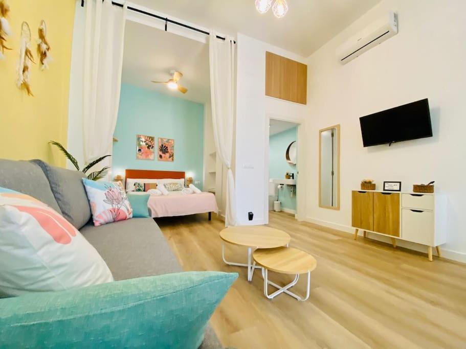 شقة Beautiful And Charming Loft In Russafa Soho فالنسيا المظهر الخارجي الصورة